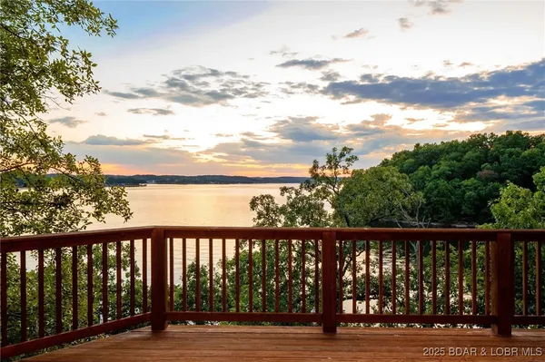 $21,000,000 | 360 Tree Wood Drive, Lake Ozark, MO 65049
