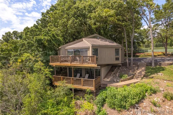 $21,000,000 | 360 Tree Wood Drive, Lake Ozark, MO 65049