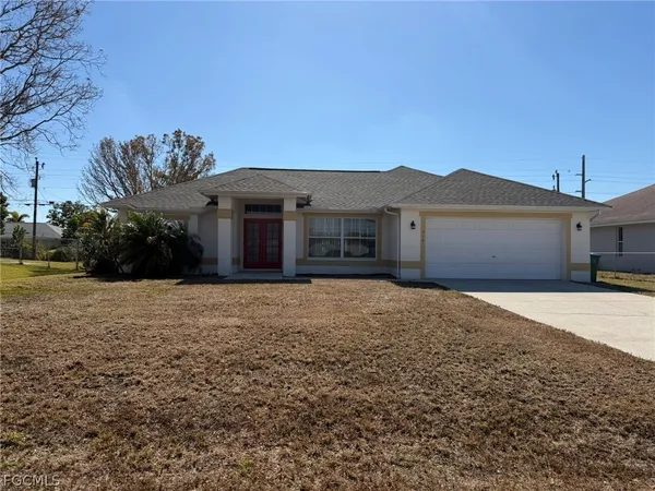 $1,950 | 414 Southeast 7th Street, Cape Coral, FL 33990