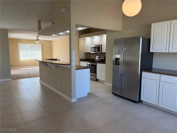 $1,950 | 414 Southeast 7th Street, Cape Coral, FL 33990