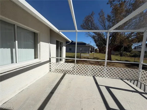 $1,950 | 414 Southeast 7th Street, Cape Coral, FL 33990