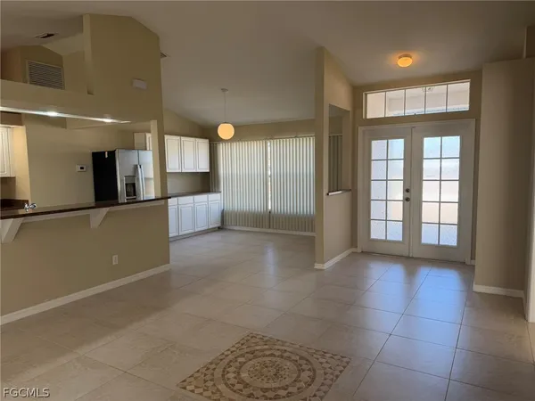 $1,950 | 414 Southeast 7th Street, Cape Coral, FL 33990