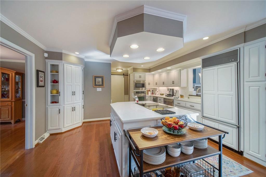 7849 Rucker Road Indianapolis, IN 46250 - Photo 8 of 44 Gallery Image 8