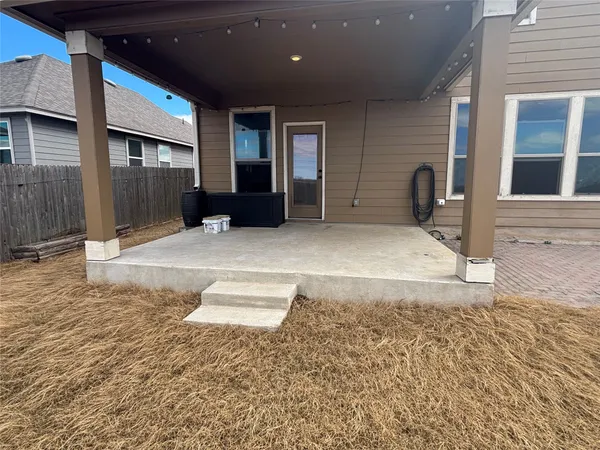 $310,000 | 120 Schuylerville Drive, Elgin, TX 78621