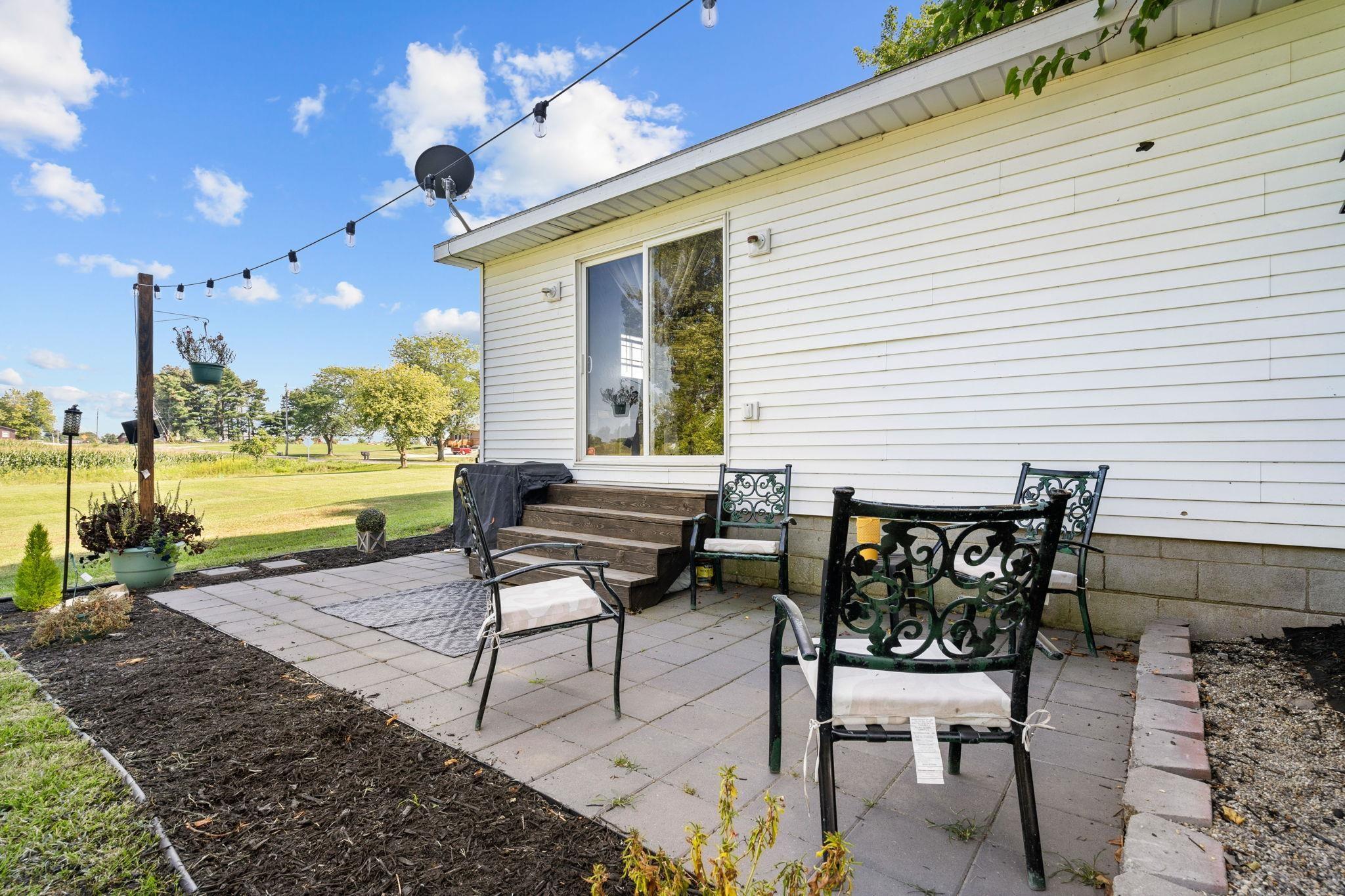 3194 East Pierceton Road Warsaw, IN 46580 - Photo 21 of 25 Gallery Image 21