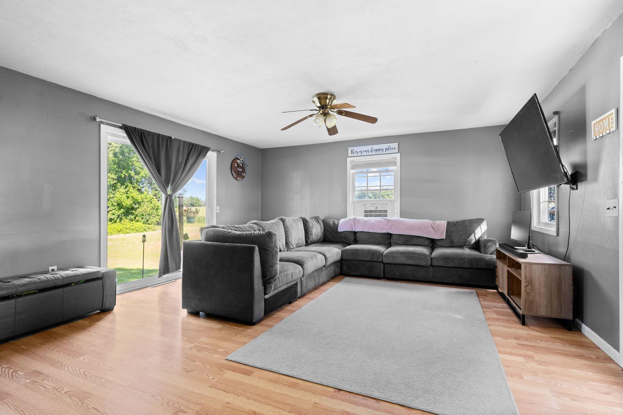 3194 East Pierceton Road Warsaw, IN 46580 - Photo 6 of 25 Gallery Image 6