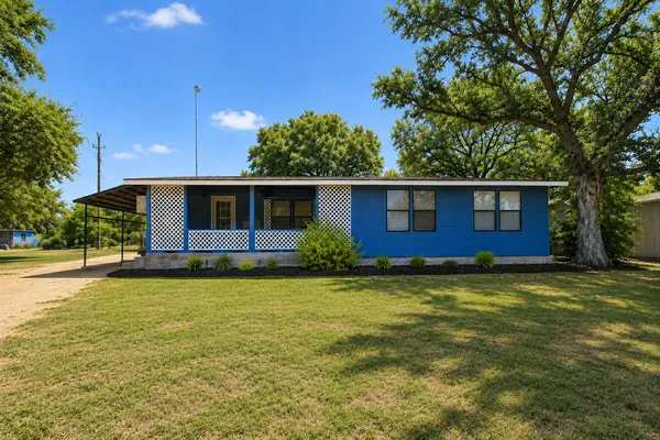 $1,800 | 222 Watkins Point, Kingsland, TX 78639