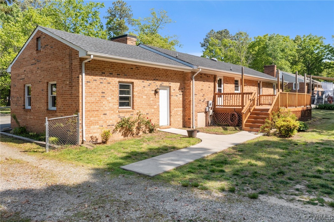 5525 Qualla Road Chesterfield, VA 23832 - Photo 40 of 50 a view of a backyard with wooden fence