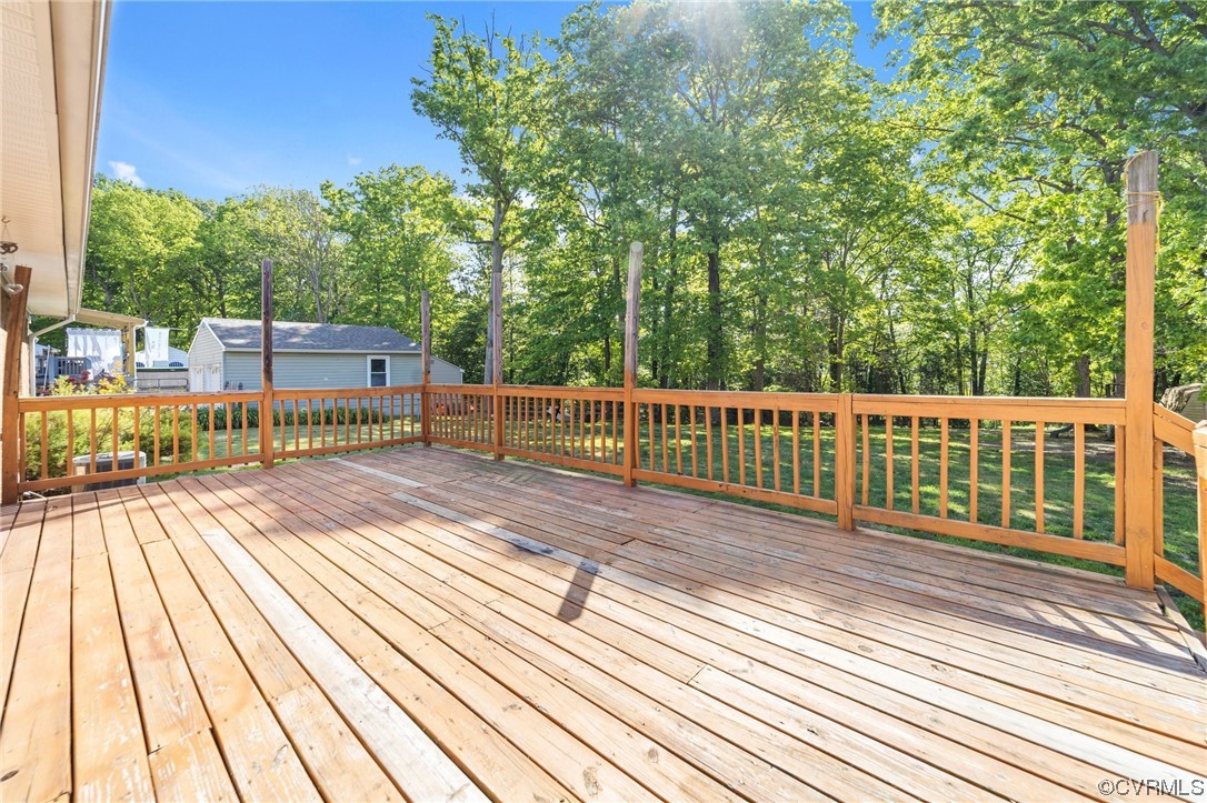 5525 Qualla Road Chesterfield, VA 23832 - Photo 46 of 50 a view of balcony with wooden floor and fence