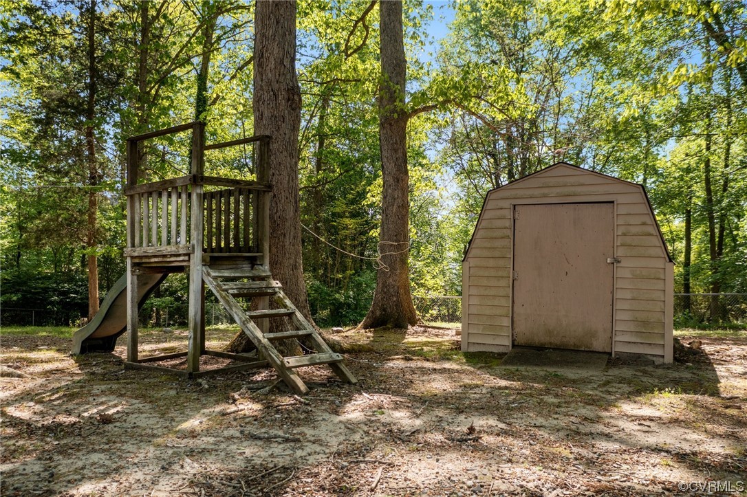 5525 Qualla Road Chesterfield, VA 23832 - Photo 47 of 50 a view of outdoor space and yard