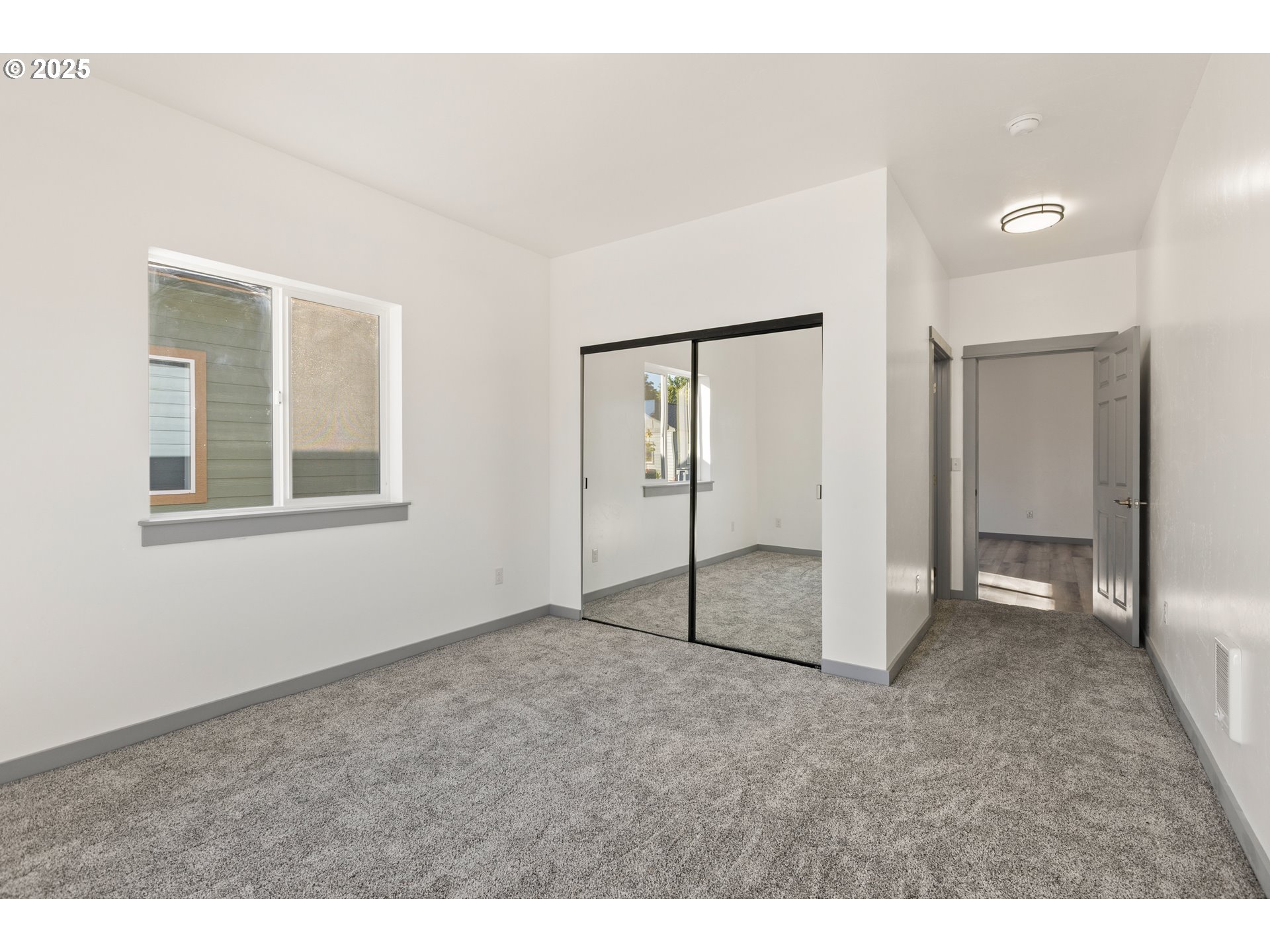 2104 True Avenue La Grande, OR 97850 - Photo 7 of 15 a view of an empty room