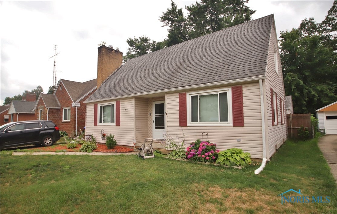 2851 Wyndale Road Toledo, OH 43613 - Photo 3 of 48 Gallery Image 3