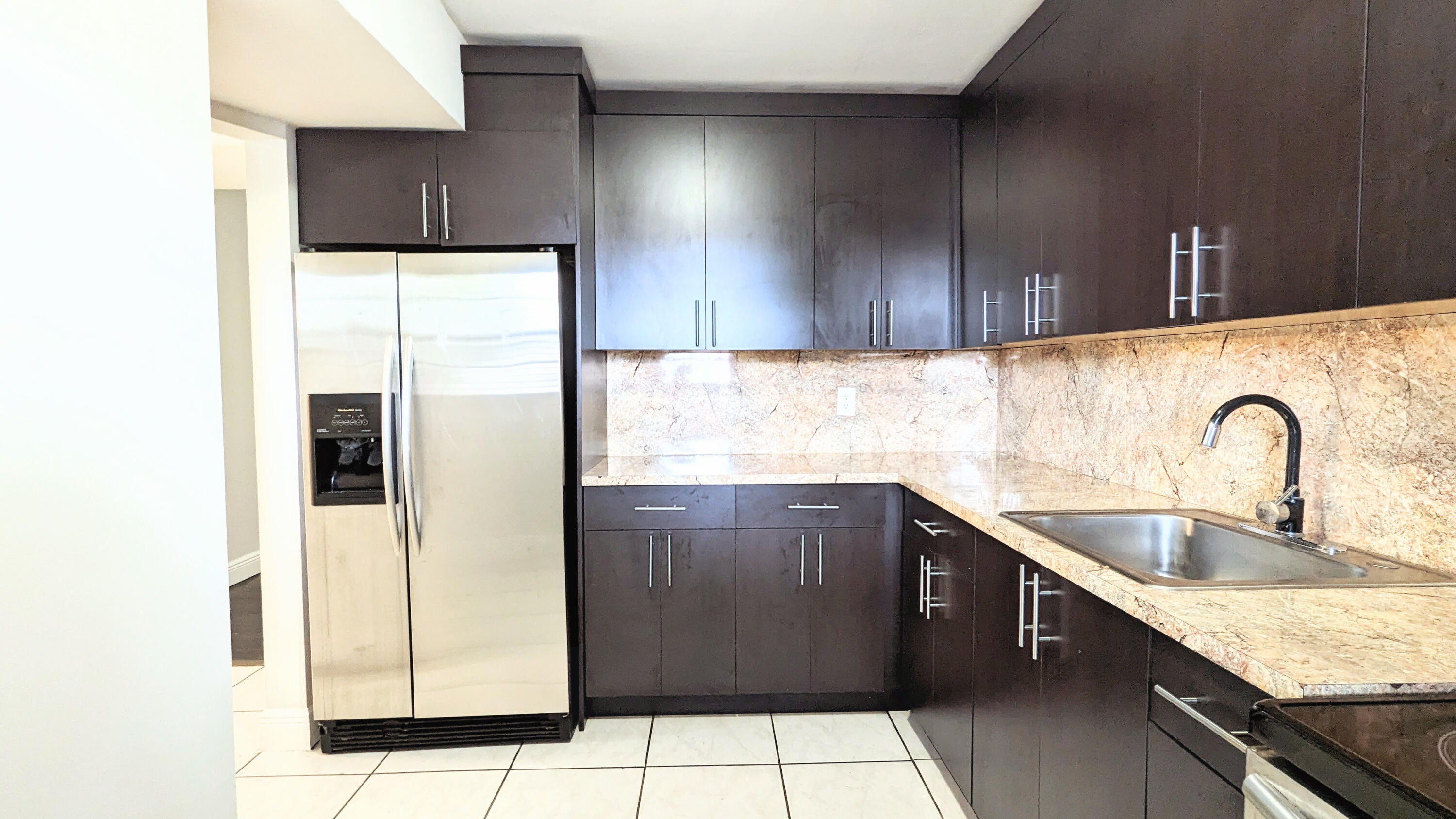 3253 Foxcroft Road, Unit 210 Miramar, FL 33025 - Photo 10 of 39 10
