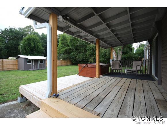 400 Big Bend Road Brevard, NC 28712 - Photo 14 of 17 Gallery Image 14