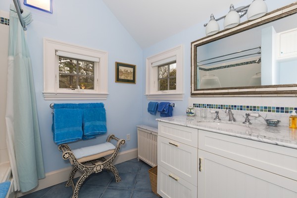 6 Walker Road Manchester, MA 01944 - Photo 16 of 30 Gallery Image 16