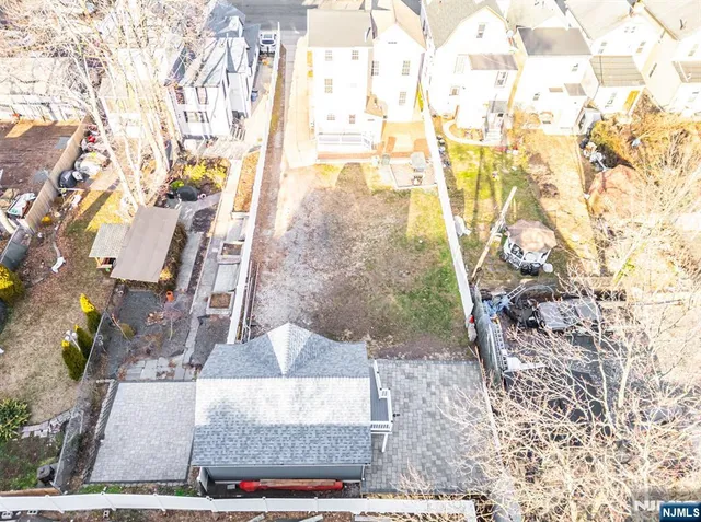 $500,000 | 328 Hawthorne Street, Orange, NJ 07050