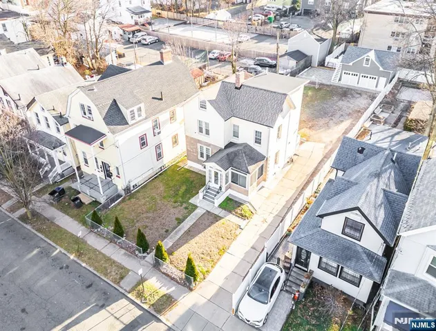 $500,000 | 328 Hawthorne Street, Orange, NJ 07050