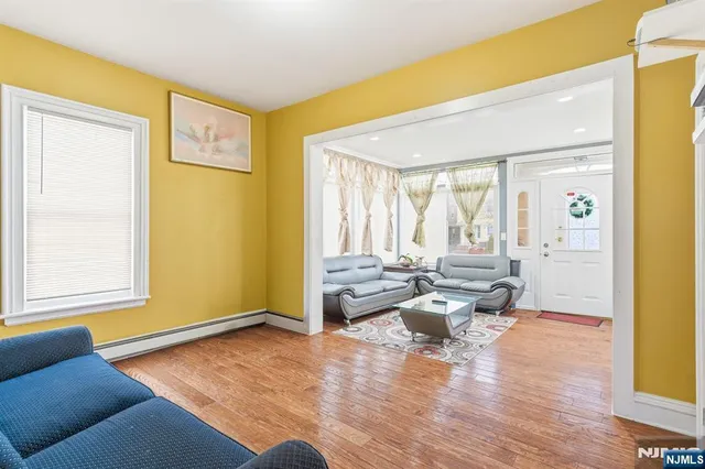 $500,000 | 328 Hawthorne Street, Orange, NJ 07050