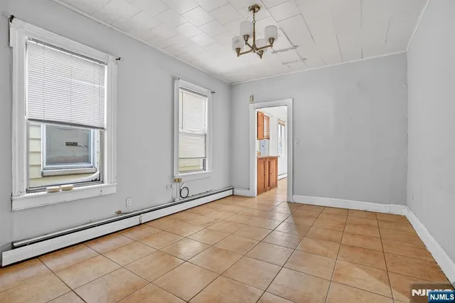 $725,000 | 1110 Hampton Place, Elizabeth, NJ 07201