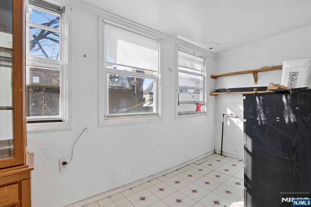 1110 Hampton Place Elizabeth, NJ 07201 - Photo 20 of 23