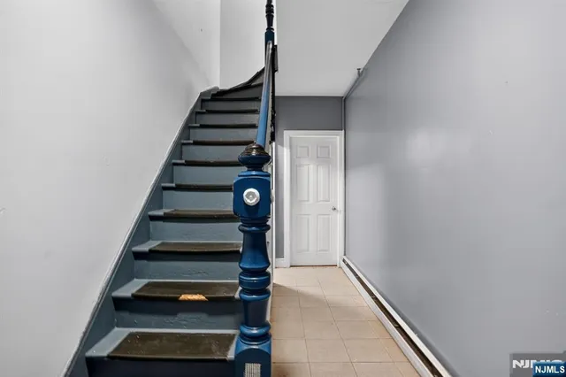 $725,000 | 1110 Hampton Place, Elizabeth, NJ 07201