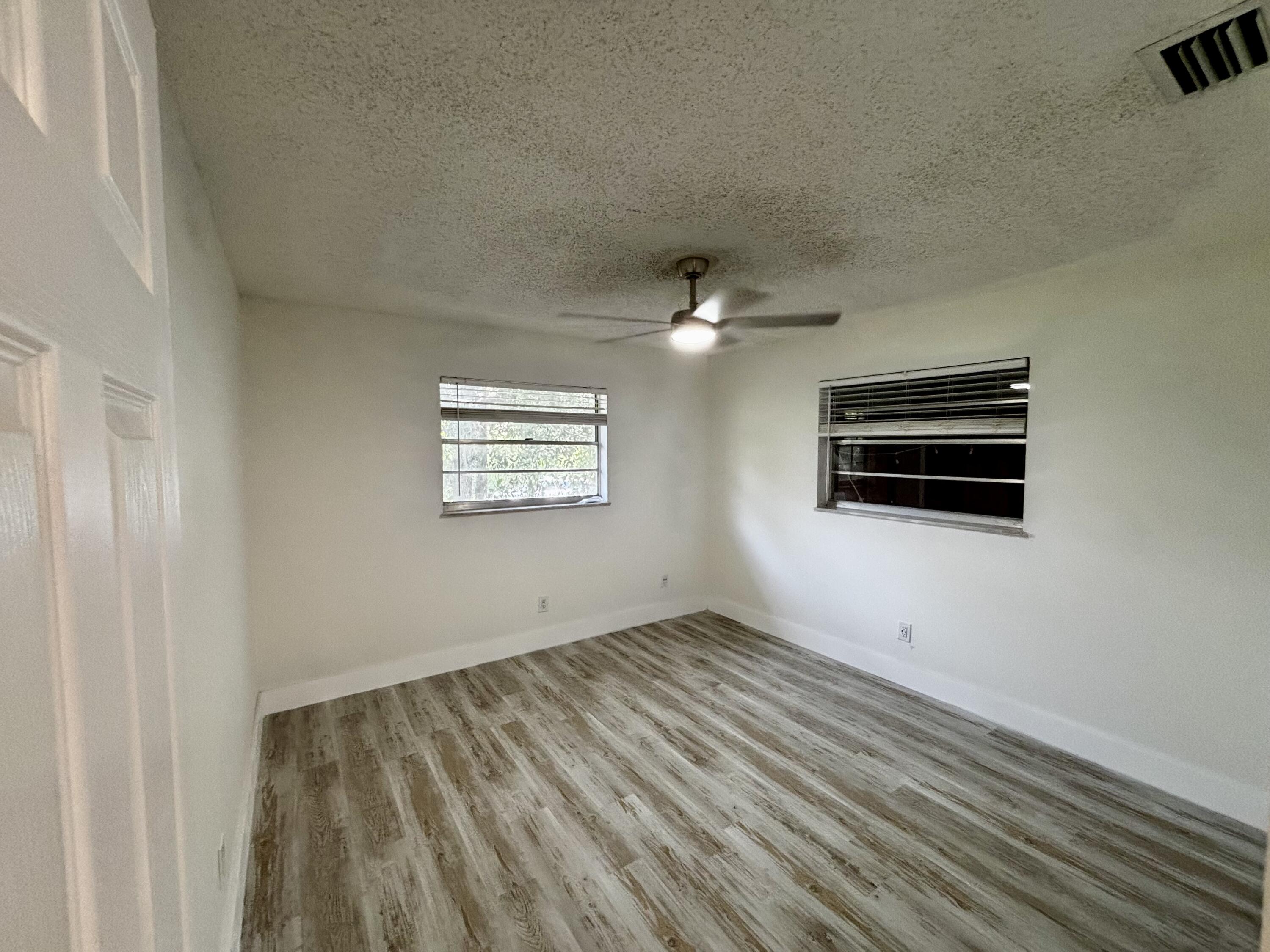 11003 Ridge Avenue, Unit B Fort Pierce, FL 34982 - Photo 9 of 16 IMG_2657