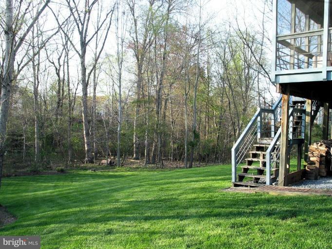 8399 Autumn Rust Road Ellicott City, MD 21043 - Photo 22 of 24 Backyard