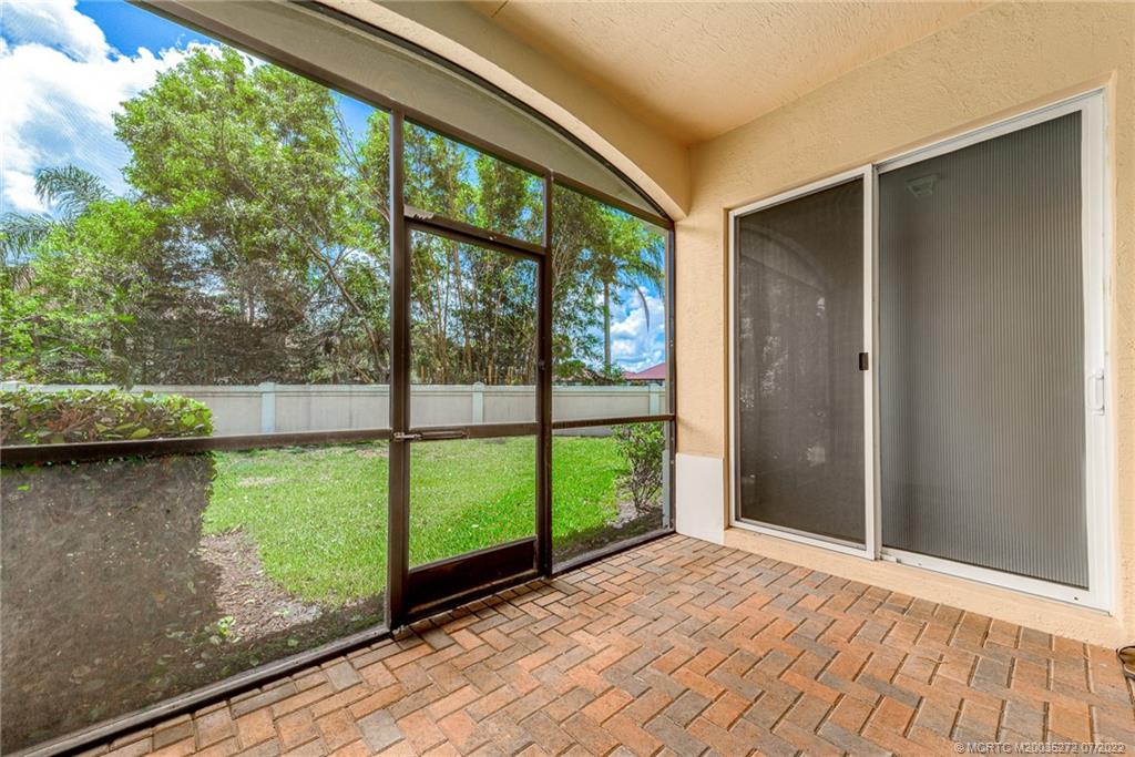 182 Southwest Walking Path Stuart, FL 34997 - Photo 13 of 31 Gallery Image 13