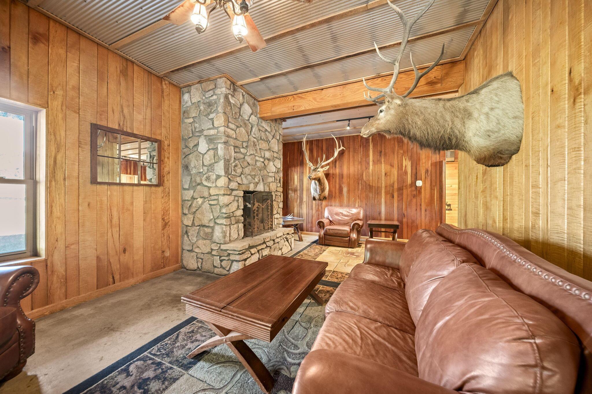 15909 Middlefork Road Laurelville, OH 43135 - Photo 7 of 65 10-web-or-mls-A7400161
