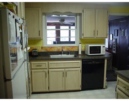 53 Browning Road Arlington, MA 02476 - Photo 6 of 10 Gallery Image 6