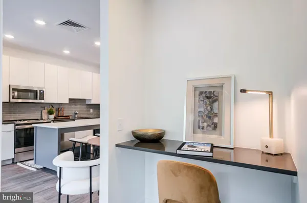 $1,540 | 503-29 North Columbus Boulevard, Unit 1253, Philadelphia, PA 19123