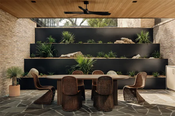 a view of a patio