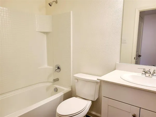 $2,190 | 1308 Fleckman Drive, Fort Worth, TX 76052