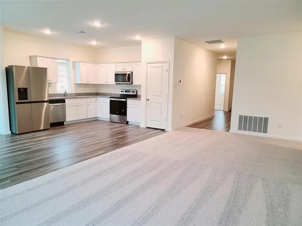 $2,190 | 1308 Fleckman Drive, Fort Worth, TX 76052