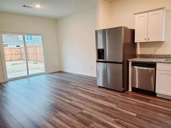 $2,190 | 1308 Fleckman Drive, Fort Worth, TX 76052