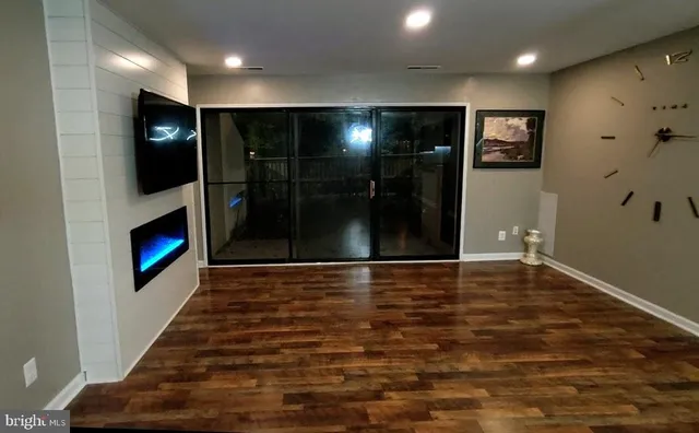 $2,350 | 10109 Prince Place, Unit 1039A, Upper Marlboro, MD 20774
