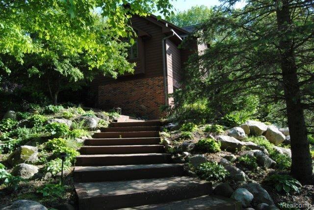 3620 Timber Ridge Drive Metamora, MI 48455 - Photo 16 of 25 Backyard steps 3620 Timber Ridge