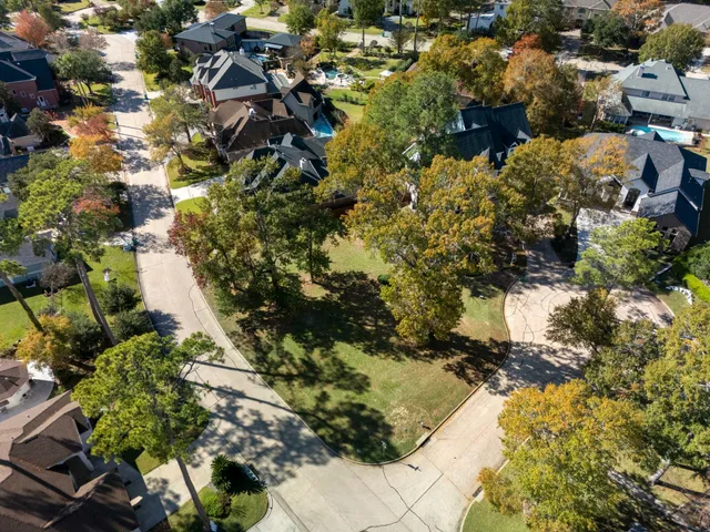 $174,000 | 227 Wedgewood Drive West, Montgomery, TX 77356