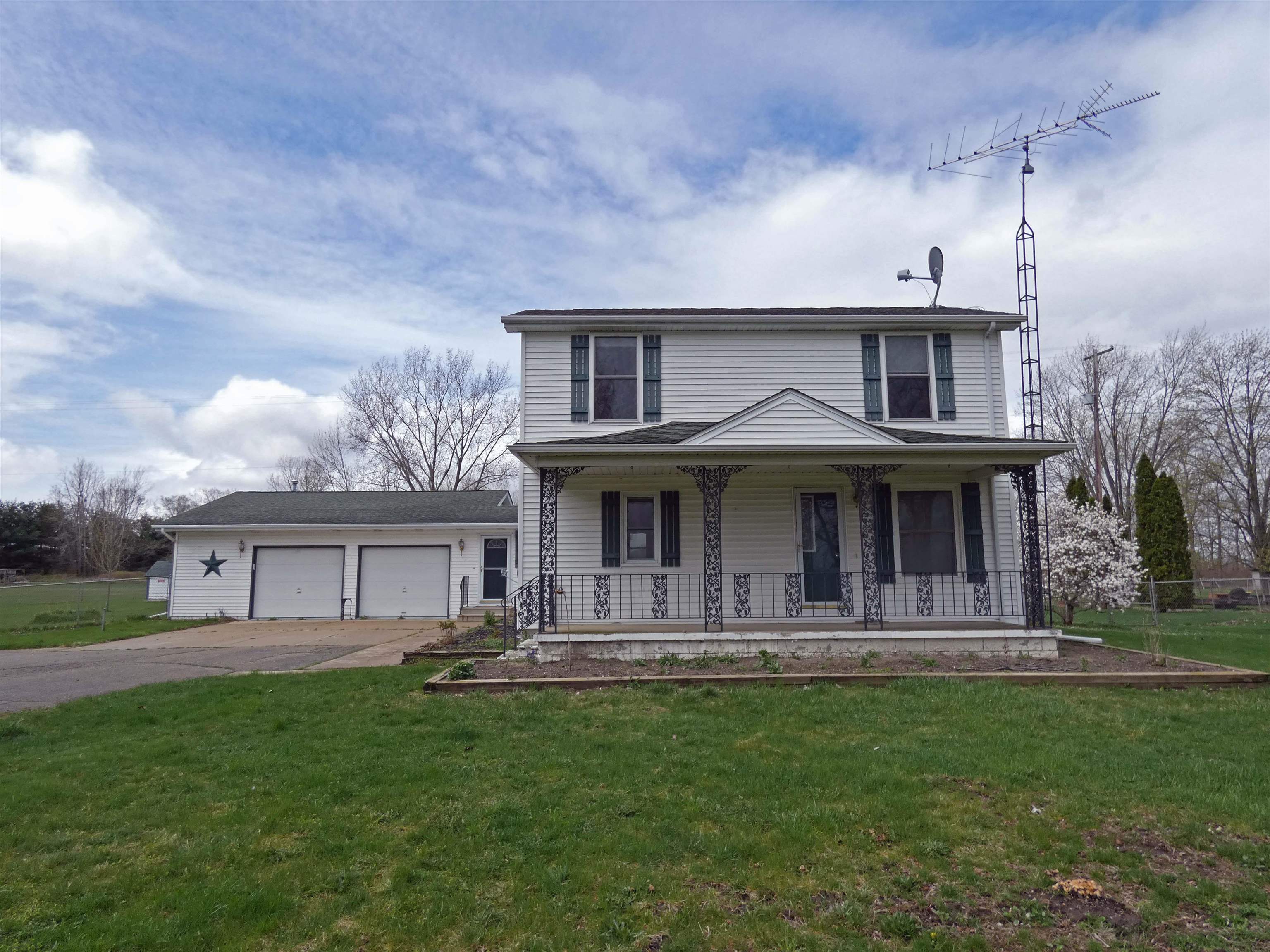8117 Reed Road New Lothrop, MI 48460 - Photo 2 of 41 50106091-1.JPG