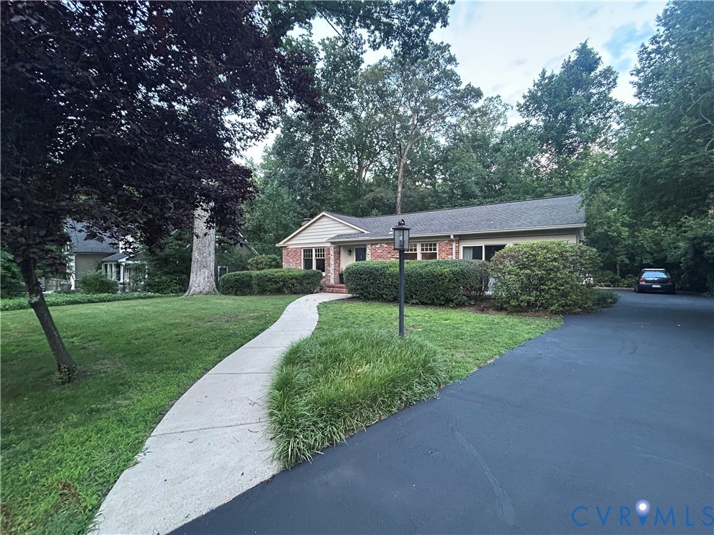 4627 Arrowhead Road Richmond, VA 23235 - Photo 3 of 52 Gallery Image 3