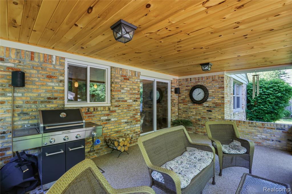 6211 Kings Scepter Road Grand Blanc, MI 48439 - Photo 47 of 82