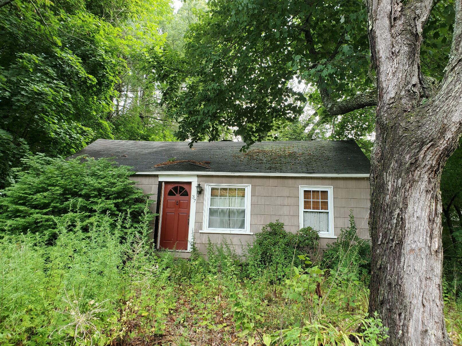 37 High Street Windham, ME 04062 - Photo 13 of 13 20220818_110655
