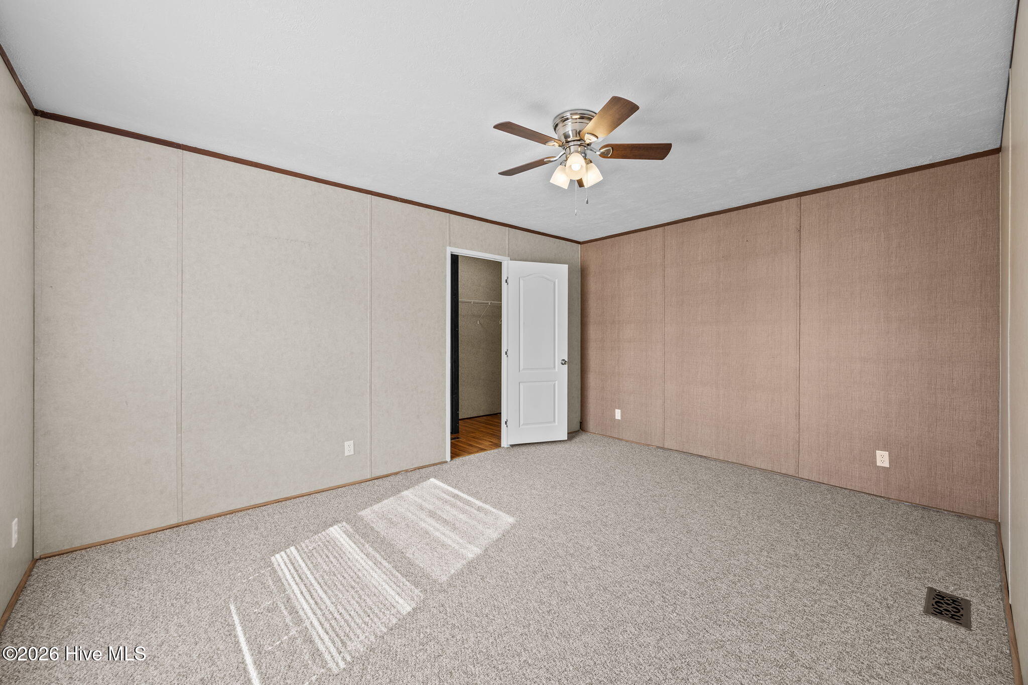 410 Fawn Drive Hampstead, NC 28443 - Photo 19 of 40 Master Bedroom