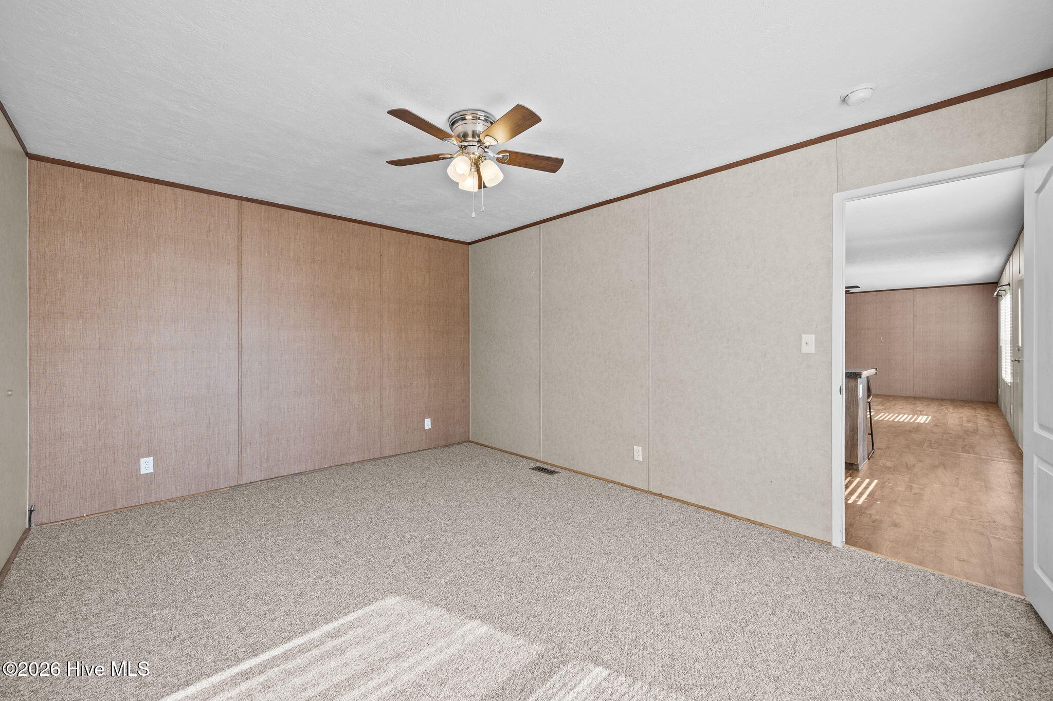 410 Fawn Drive Hampstead, NC 28443 - Photo 20 of 40 Master Bedroom