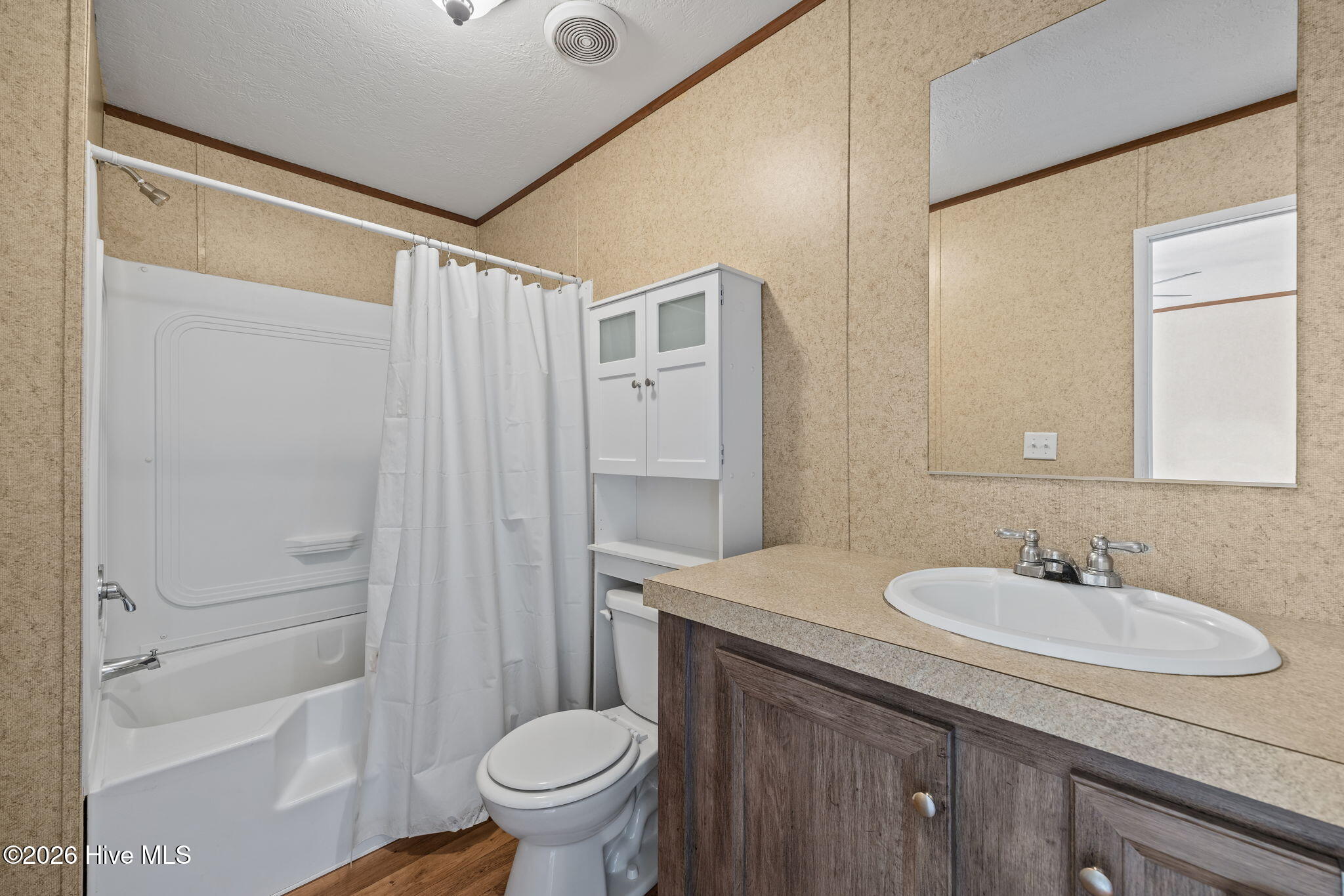 410 Fawn Drive Hampstead, NC 28443 - Photo 23 of 40 Master Bath