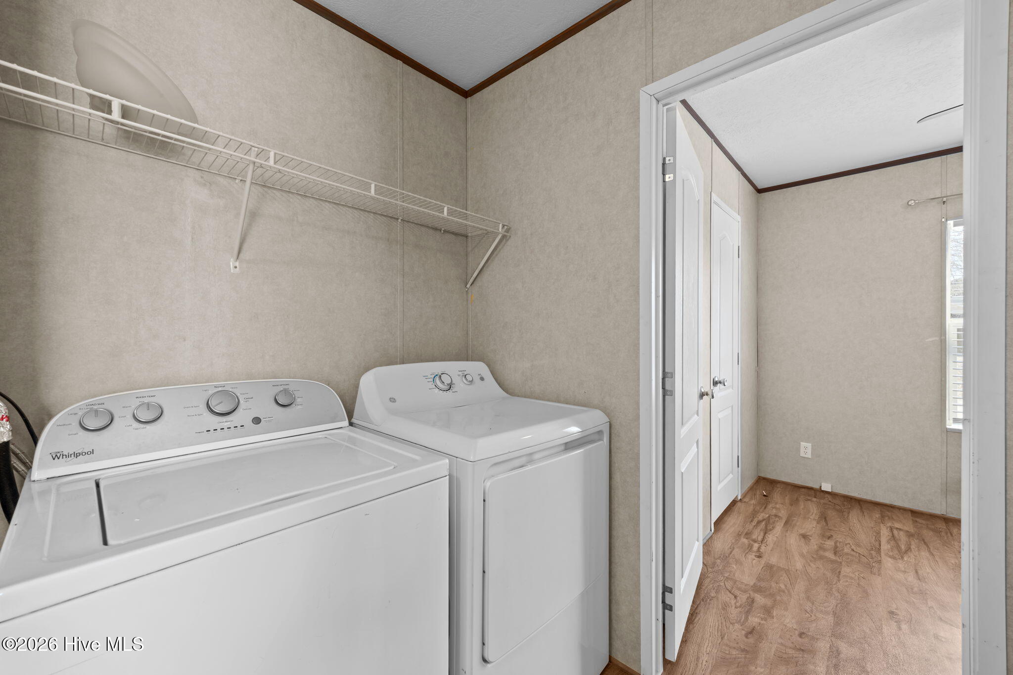 410 Fawn Drive Hampstead, NC 28443 - Photo 31 of 40 Laundry Room