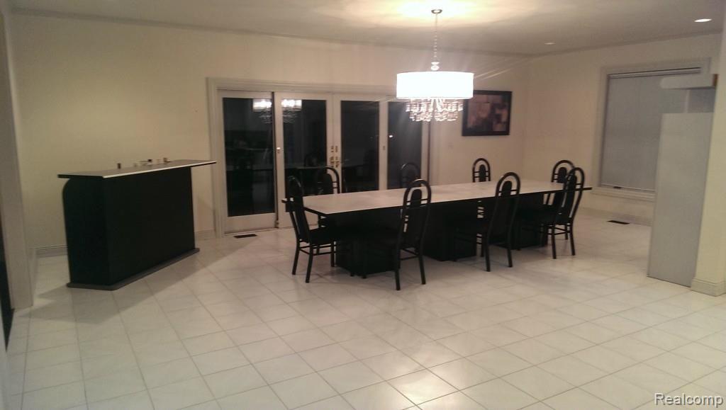 5688 Murfield Drive Rochester, MI 48306 - Photo 3 of 43 IMAG0019.jpg