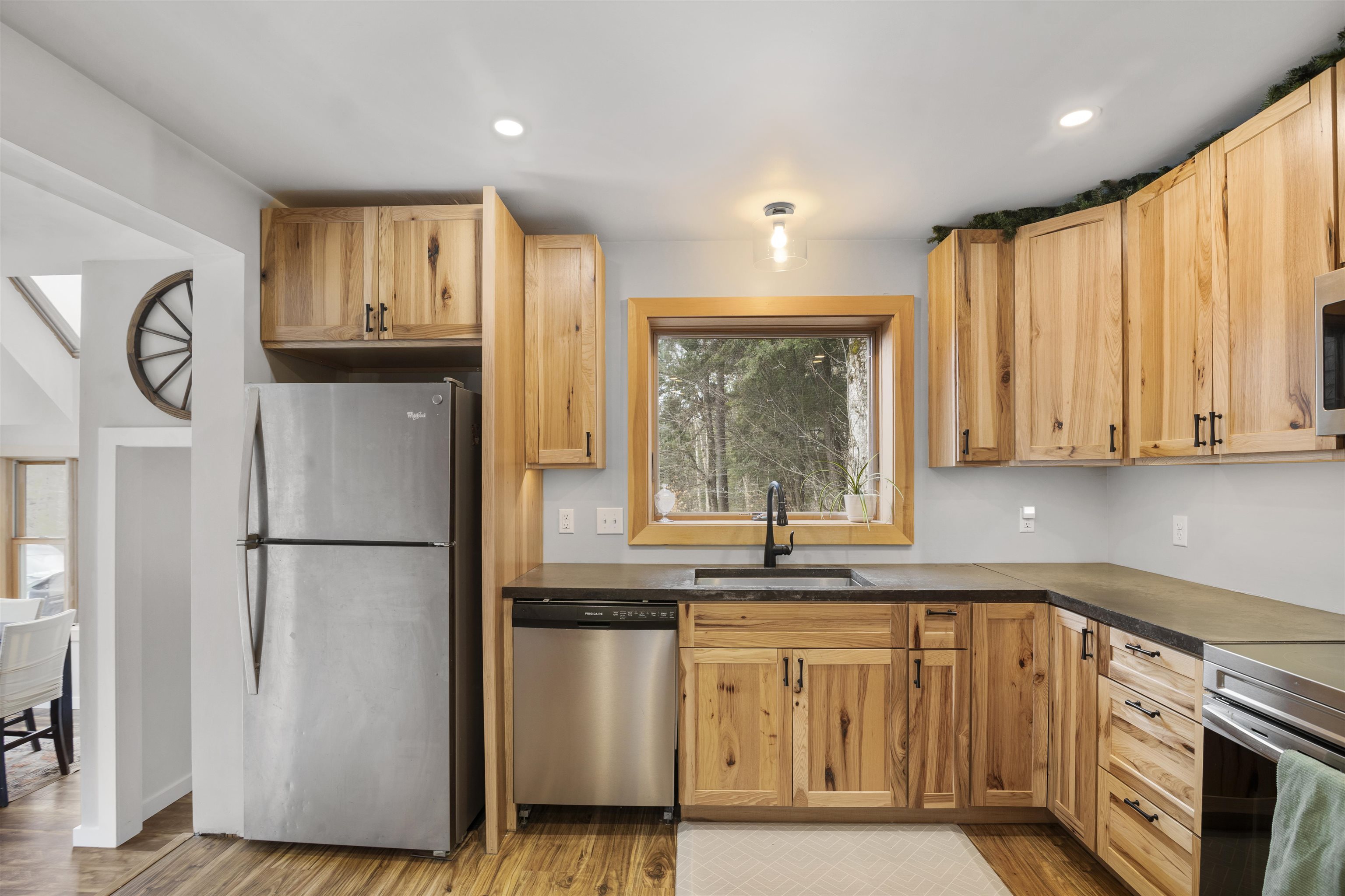 371 Maplewood Common Moretown, VT 05660 - Photo 13 of 39