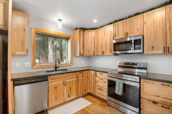 $595,000 | 371 Maplewood Common, Moretown, VT 05660