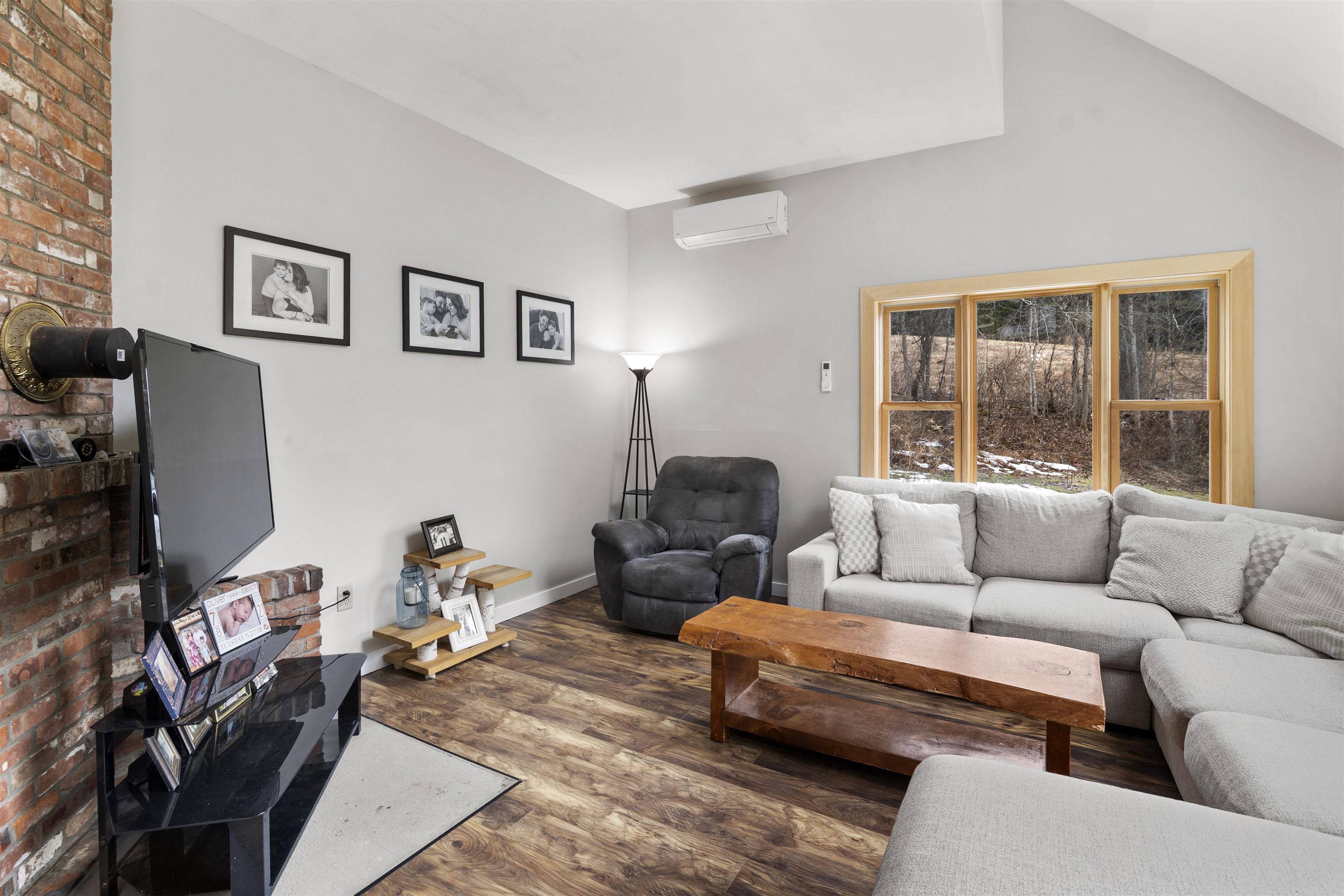 371 Maplewood Common Moretown, VT 05660 - Photo 4 of 39